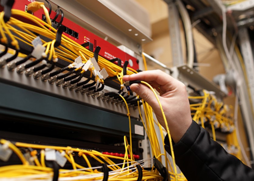 Choosing the Right Fiber Optic Cable Supplier for Your Needs